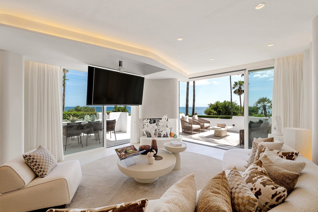 Apartment in Estepona, Andalusia, Spain 3 - 18023597