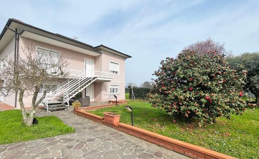 Villa en San Vito, Lucca, Italia 1