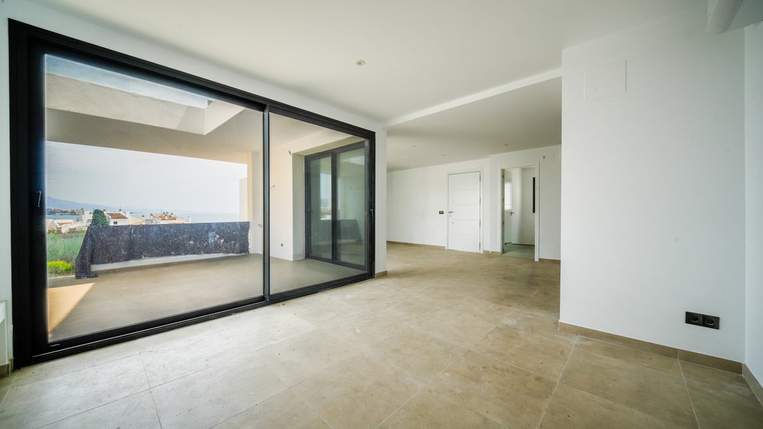 Townhouse in Estepona, Andalusia, Spain 4 - 17926507