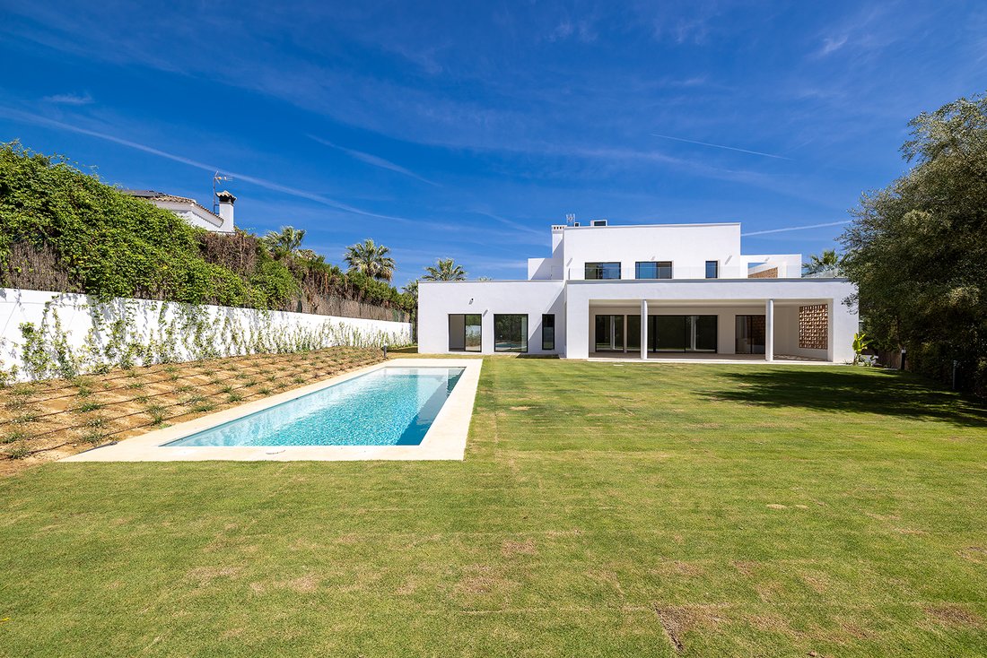 Villa in Sotogrande, San Roque, Andalusia 3 - 18023914