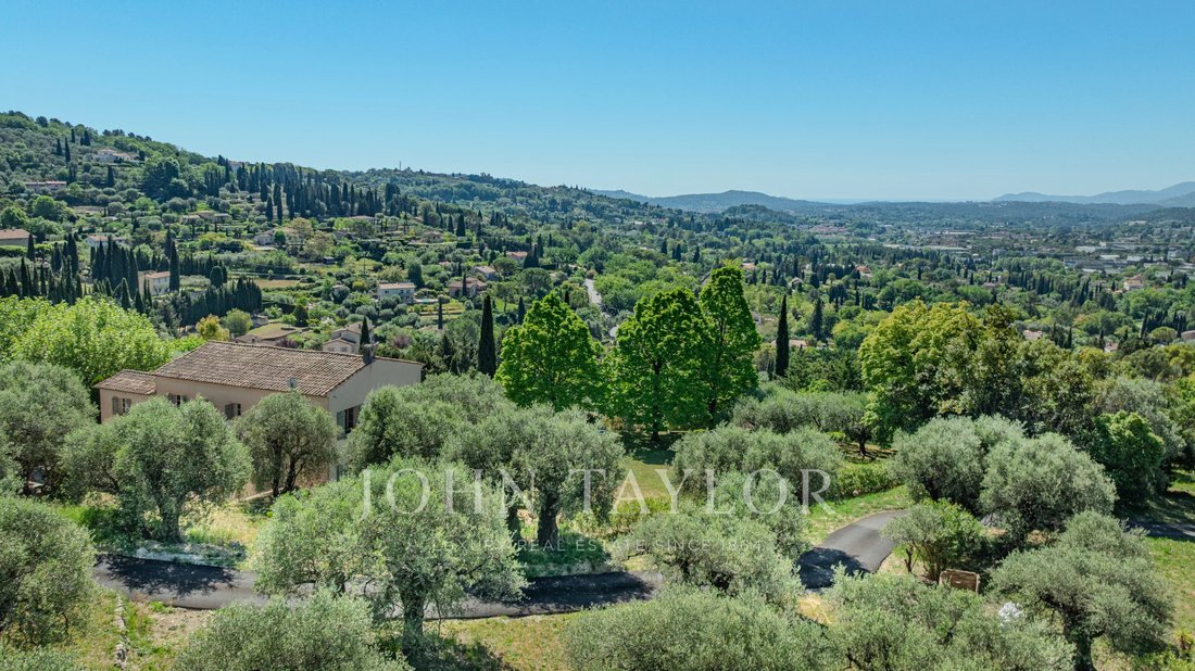 House in Grasse, Provence-Alpes-Côte d'Azur, France 3 - 18024480