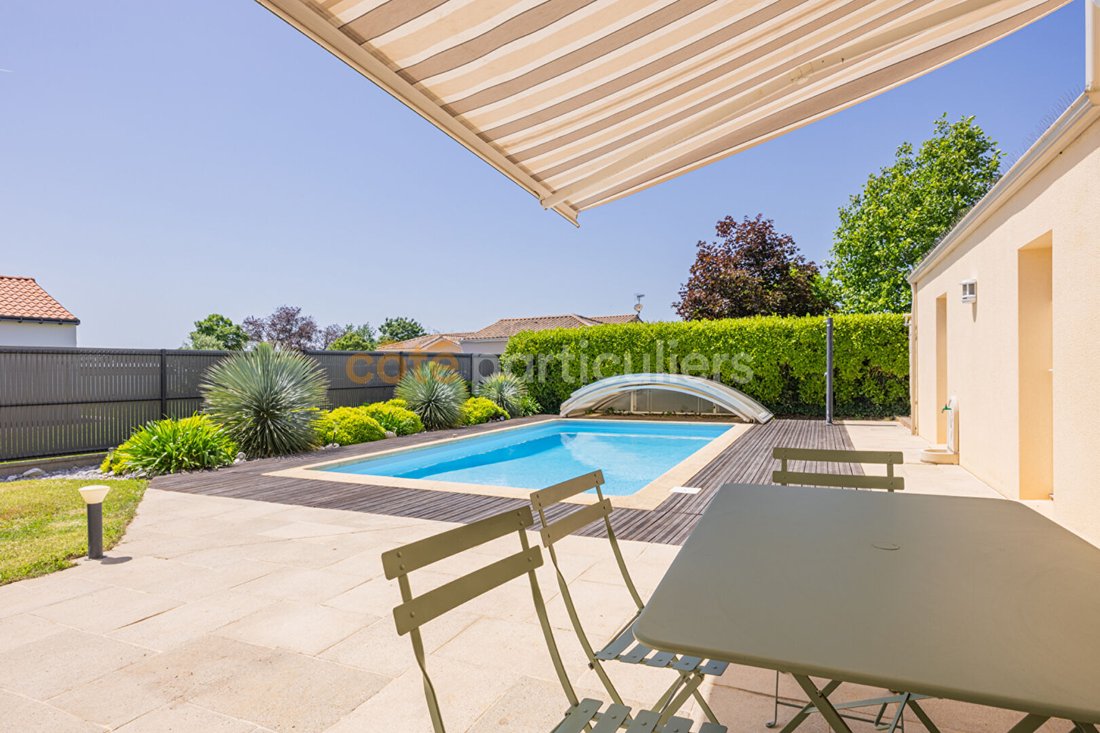 Villa in Saint-Leger-les-Vignes, Pays de la Loire, France 2 - 18024210