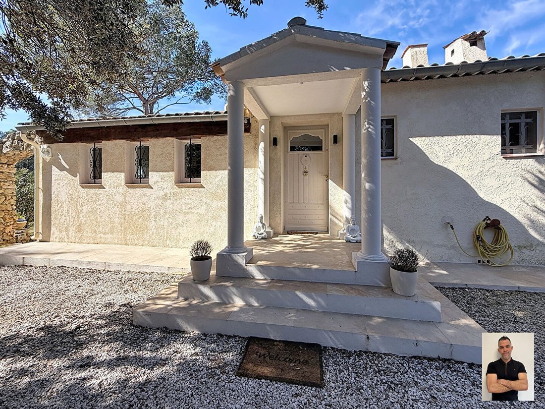 Villa in Cotignac, Provence-Alpes-Côte d'Azur, France 4 - 18024192