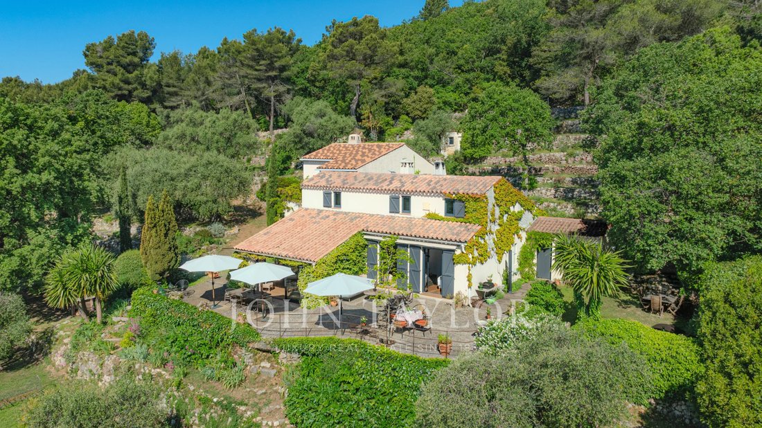 House in Grasse, Provence-Alpes-Côte d'Azur, France 2 - 18024482