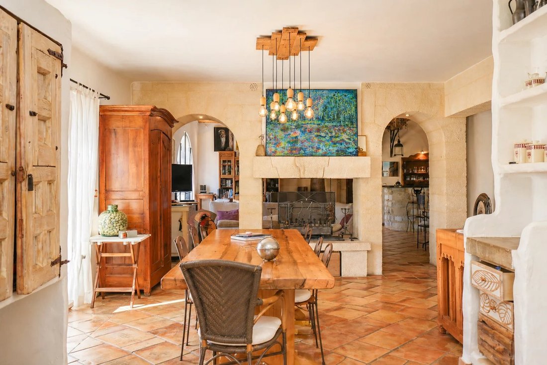 Estate in Mauguio, Occitania, France 3 - 18024585