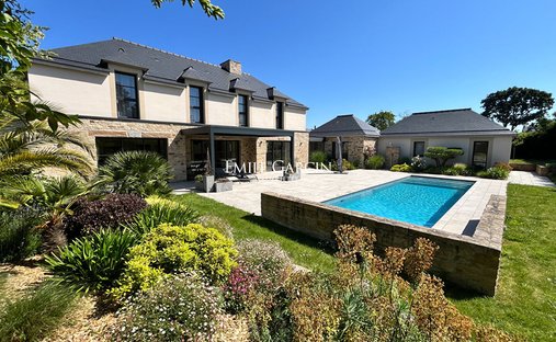 Villa in Saint-Briac-sur-Mer, Brittany, France 1