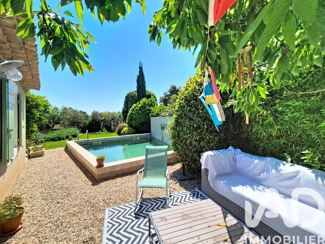 House in Aureille, Provence-Alpes-Côte d'Azur, France 1 - 17559289