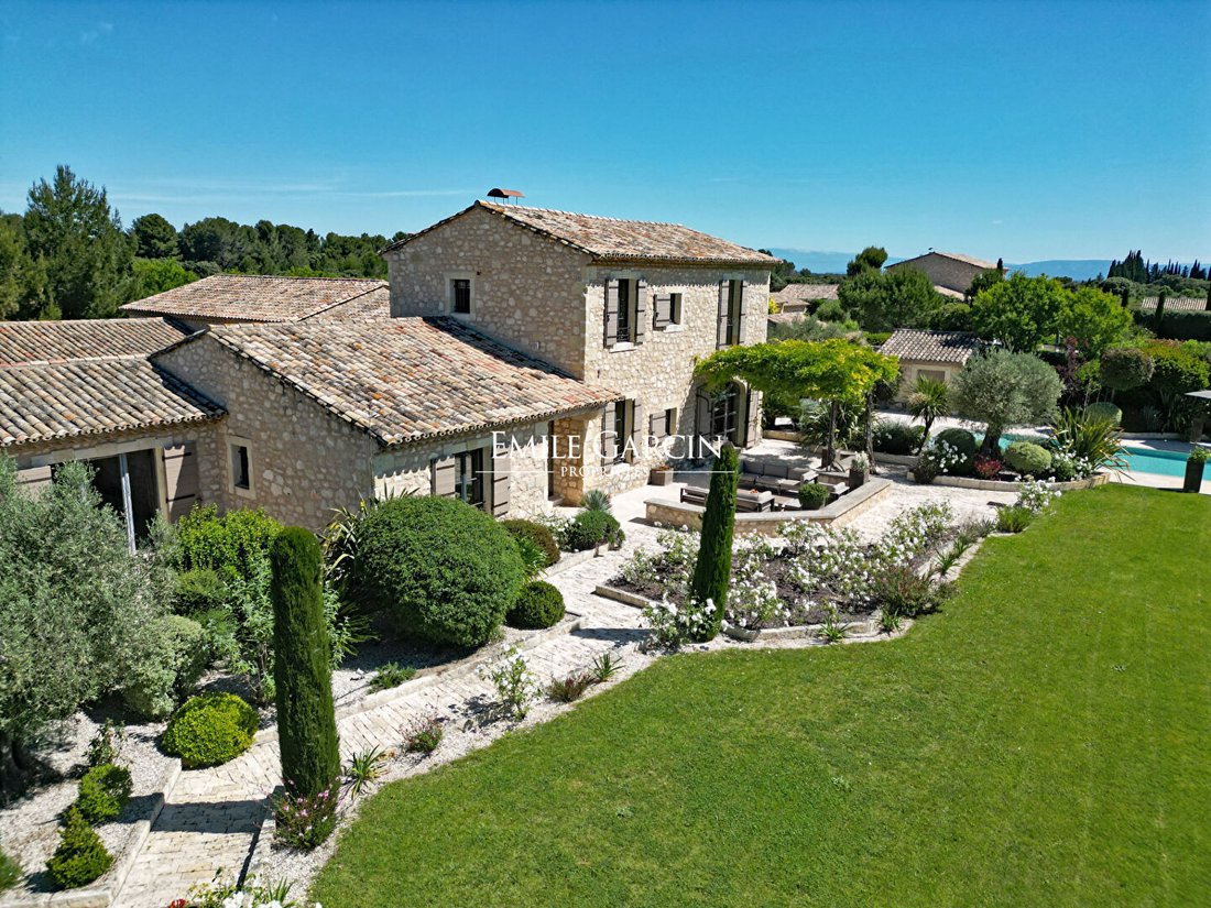 Villa in Saint-Rémy-de-Provence, Provence-Alpes-Côte d'Azur, France 1 - 18024187