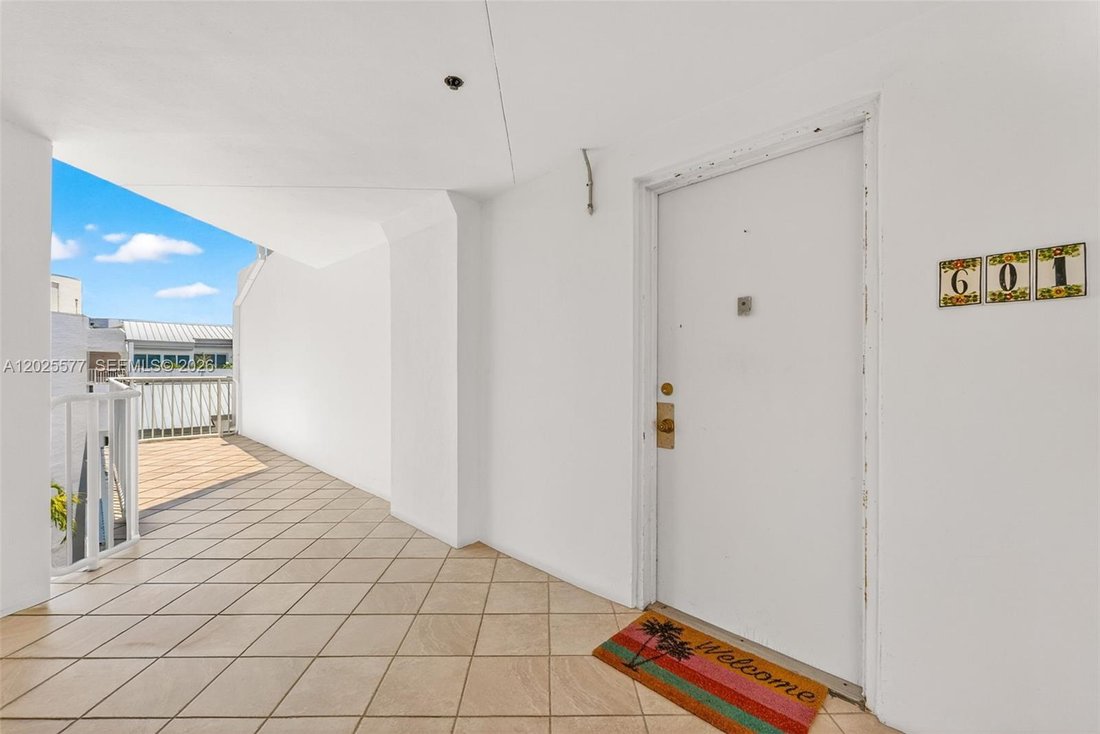 Condo in Key Biscayne, Florida, United States 3 - 18024053