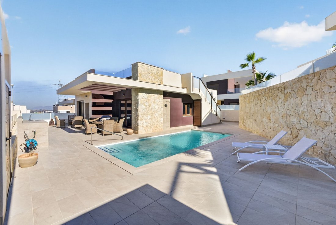 Villa in Quesada, Rojales, Land Valencia 1 - 18024331