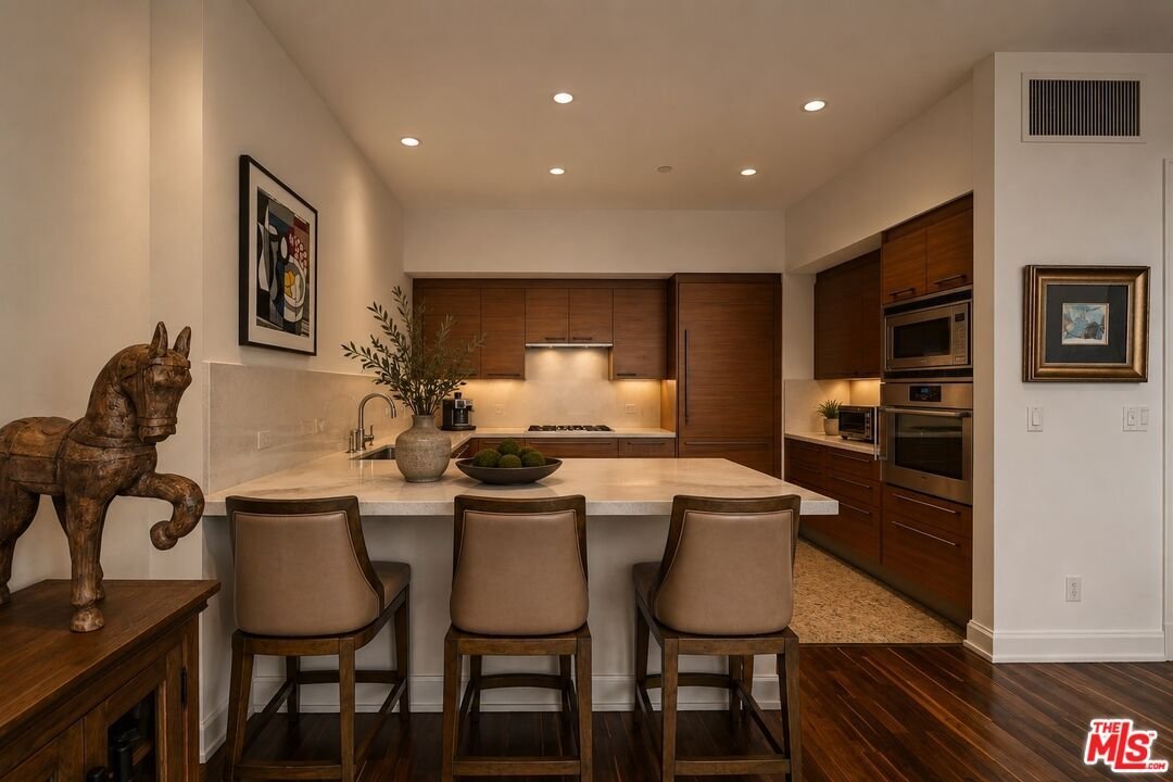 Condo in Los Angeles, California, United States 2 - 18024072