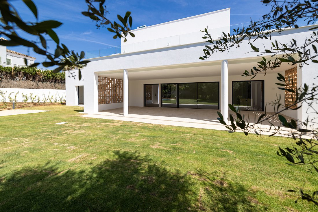 Villa in Sotogrande, San Roque, Andalusia 5 - 18023914
