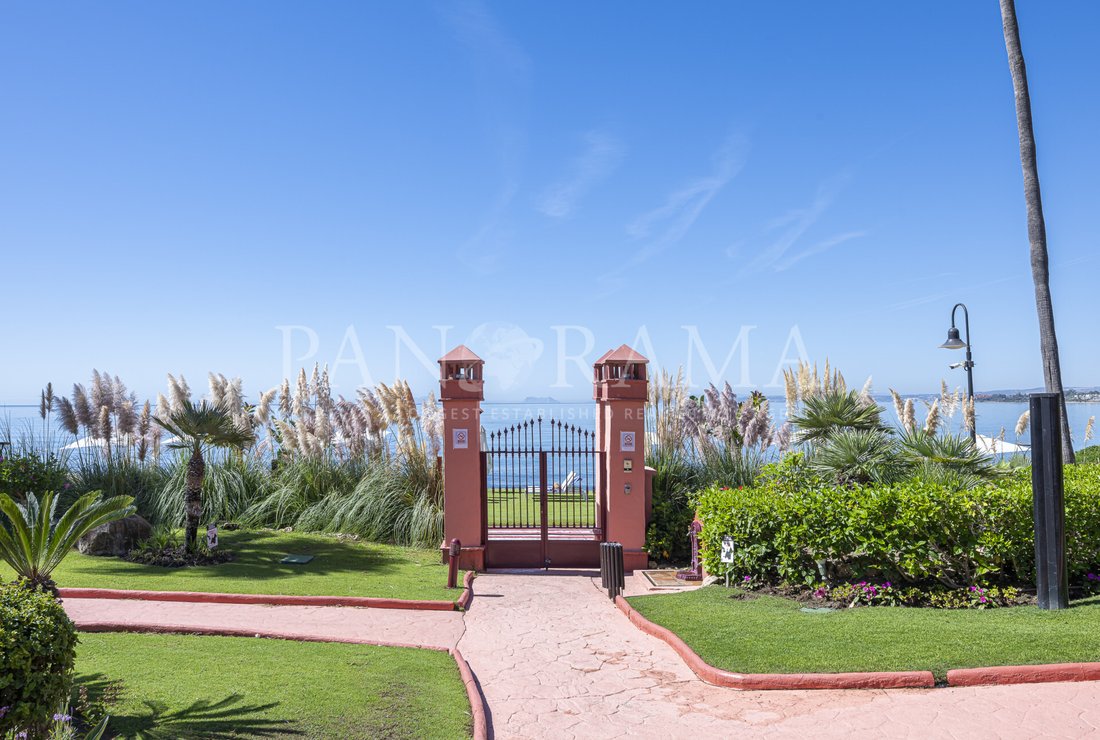 Apartment in Gualdalmansa, Estepona, Andalusia 5 - 17520719