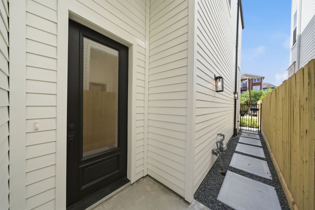 House in Houston, Texas, United States 3 - 18024755