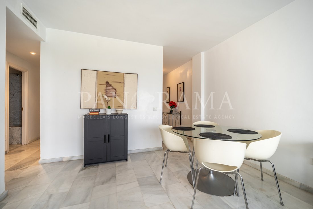 Apartment in Puerto Banus, Marbella, Spain 4 - 17684328
