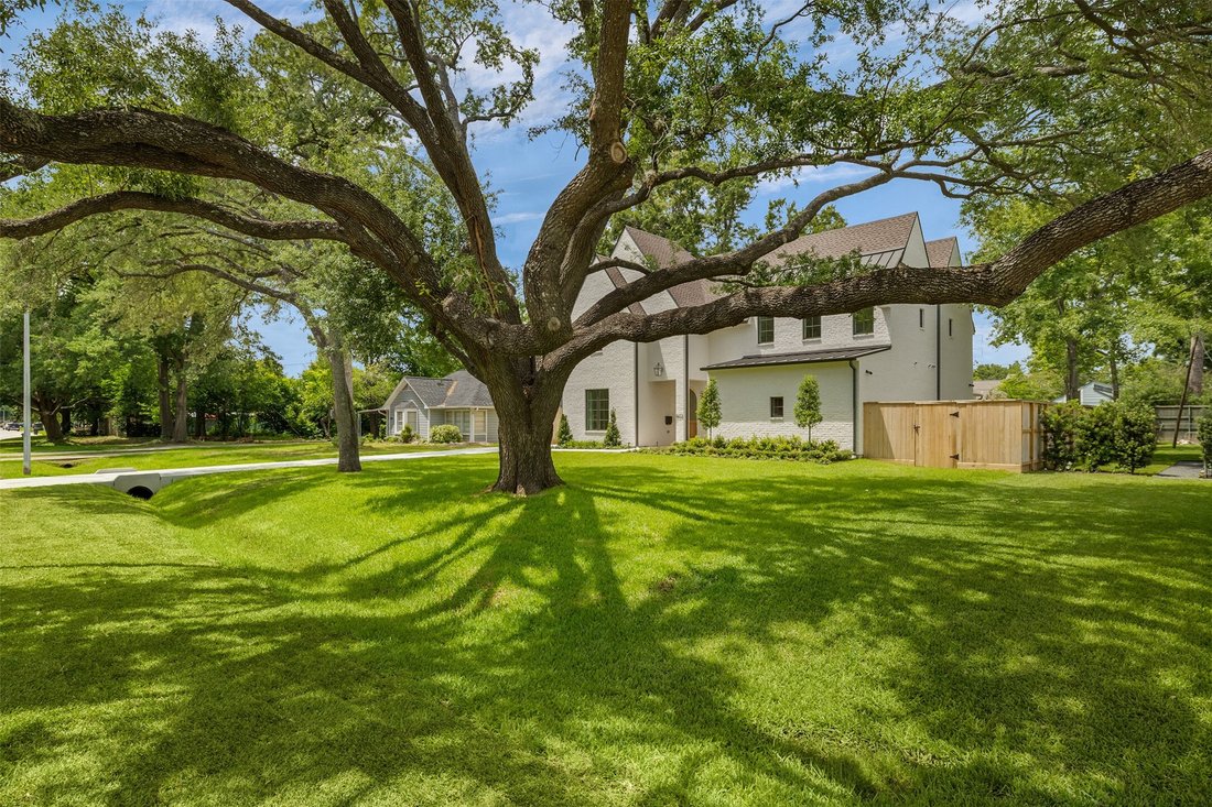 House in Houston, Texas, United States 2 - 18024645