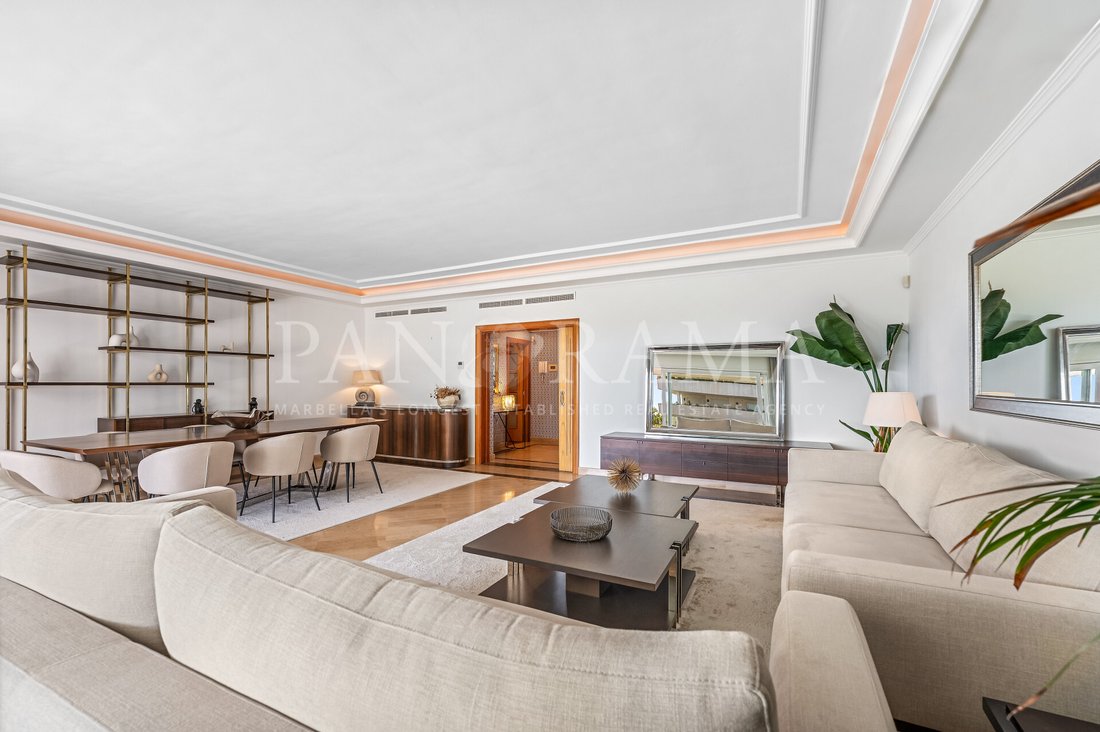 Apartment in Puerto Banus, Marbella, Spain 4 - 17907912