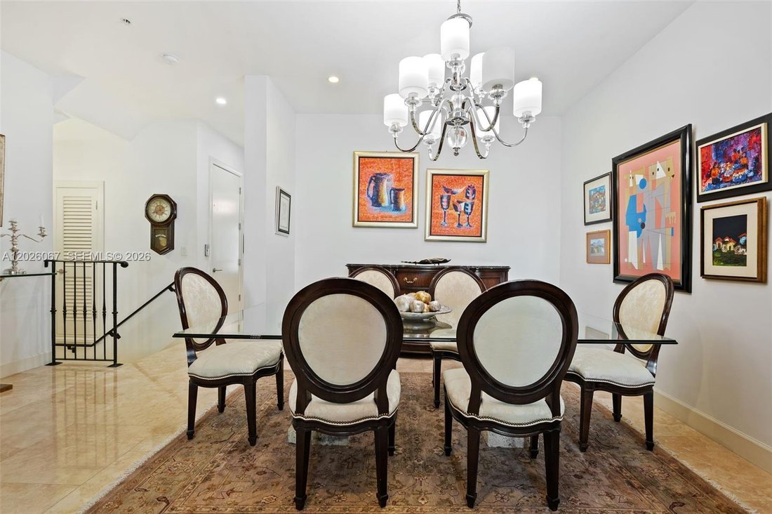 Townhouse in Miami, Florida, United States 4 - 18023997
