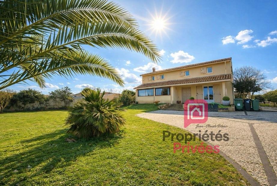 Villa en Lagrave-Le Bourg, Ambarès-et-Lagrave, Francia 1 - 18024222