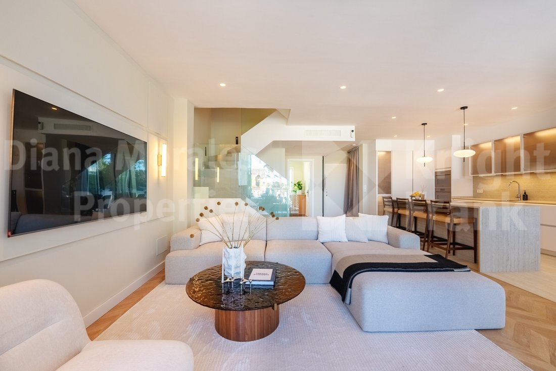 Townhouse in Marbella, Andalusia, Spain 5 - 18024738