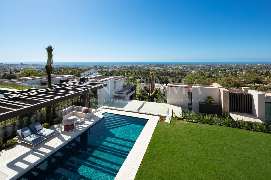 Villa in La Quinta, Benahavis, Andalusia 2 - 17423779