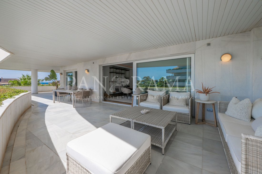 Apartment in Puerto Banus, Marbella, Spain 1 - 17907912