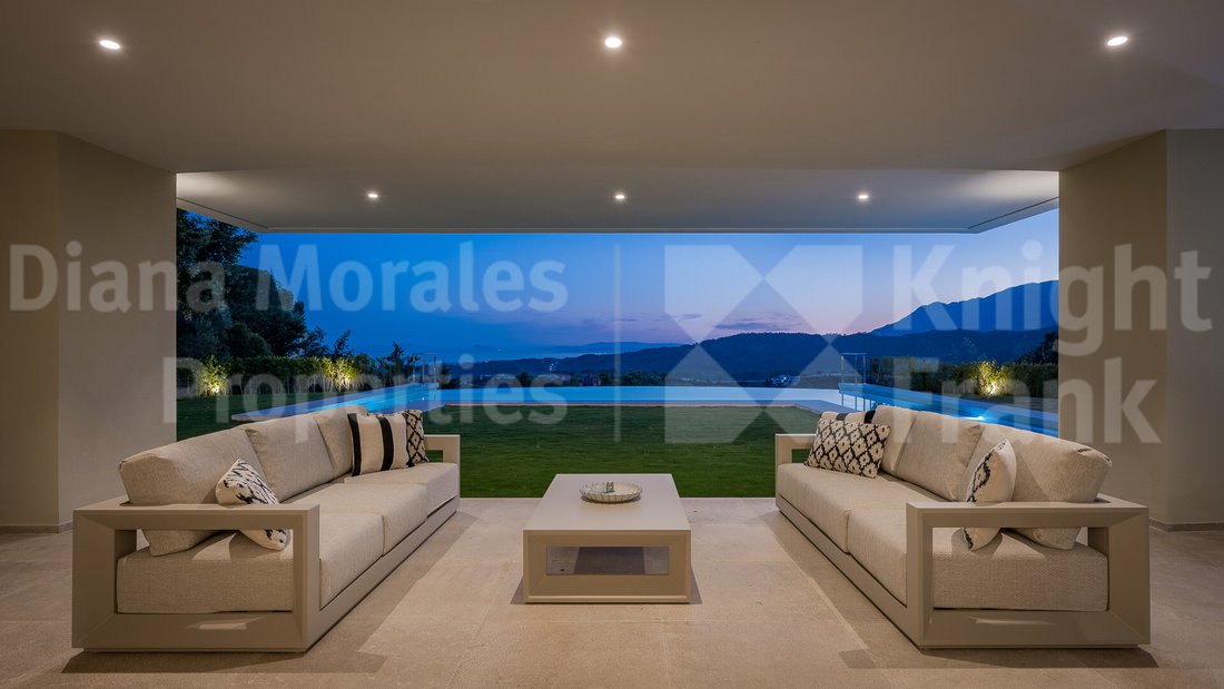 Villa in Benahavis, Andalusia, Spain 4 - 18024700