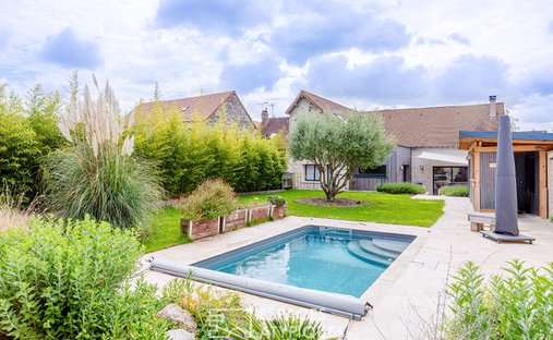 Villa in Limetz-Villez, Ile-de-France, France 1