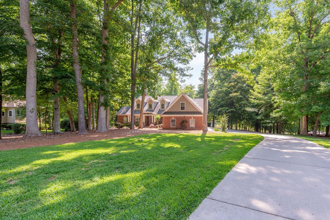 House in Waxhaw, North Carolina, United States 2 - 18024011