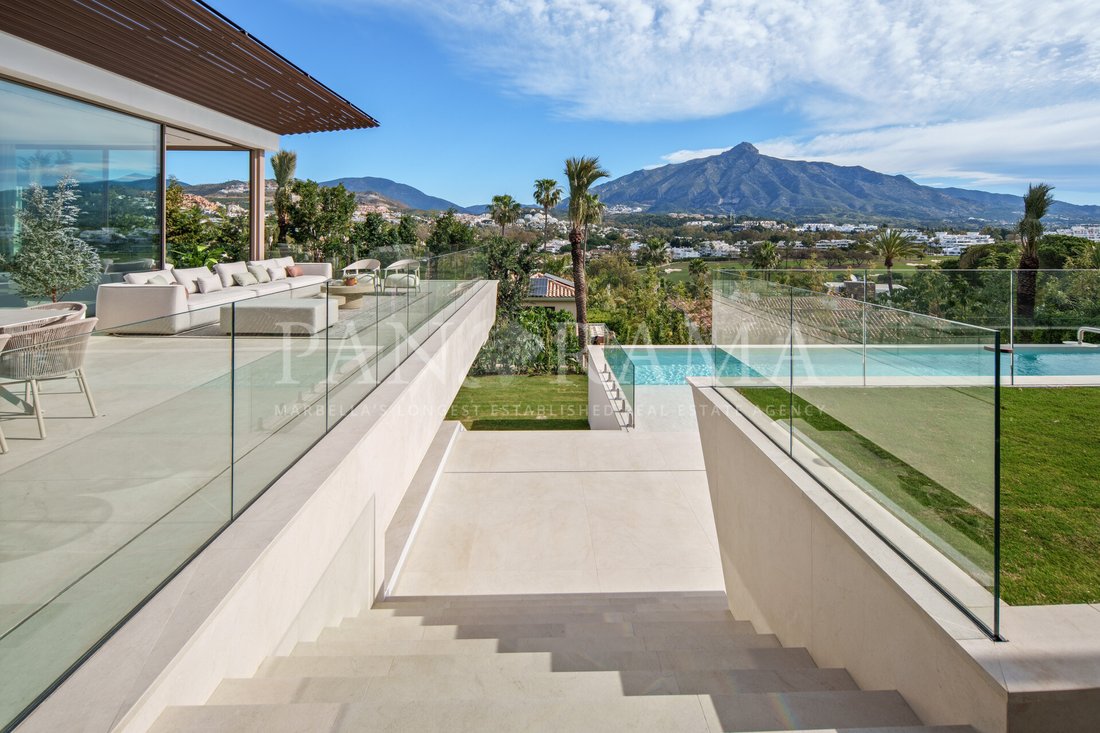 Villa in Nueva Andalucia, Marbella, Spain 1 - 18017378