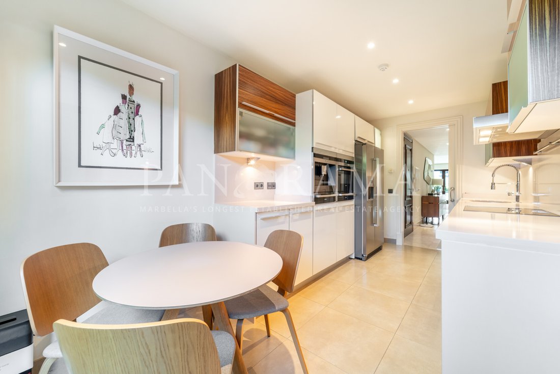 Apartment in Estepona, Andalusia, Spain 5 - 17721001