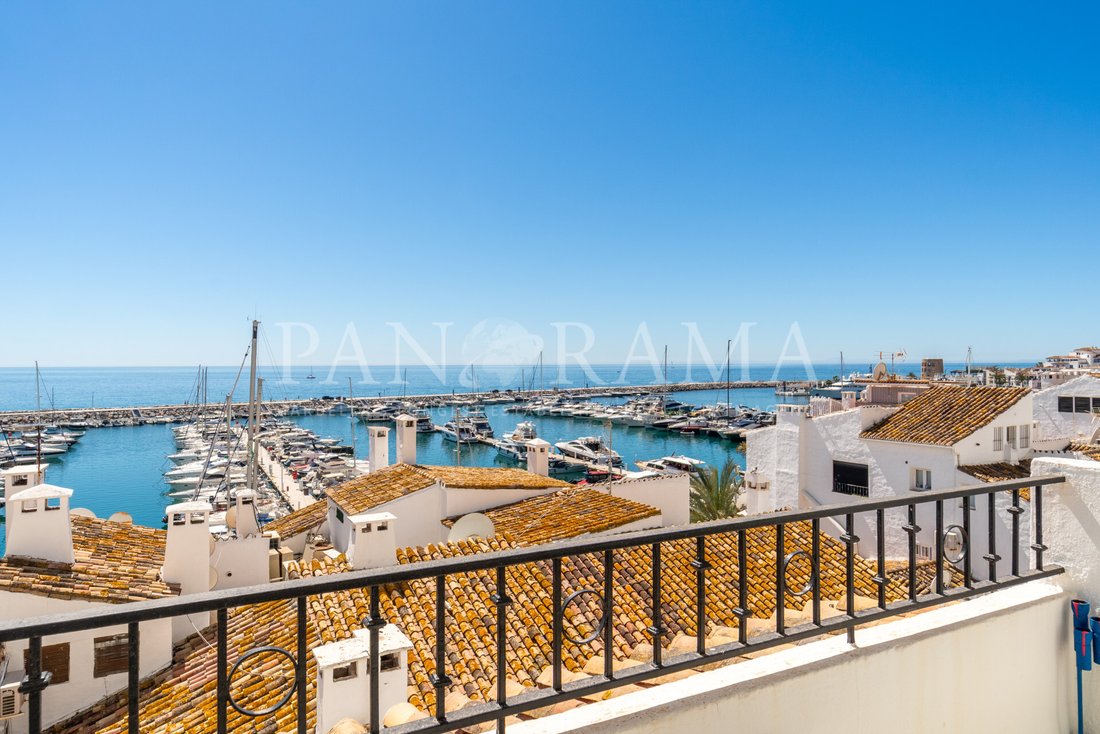 Apartment in Puerto Banus, Marbella, Spain 1 - 17745287