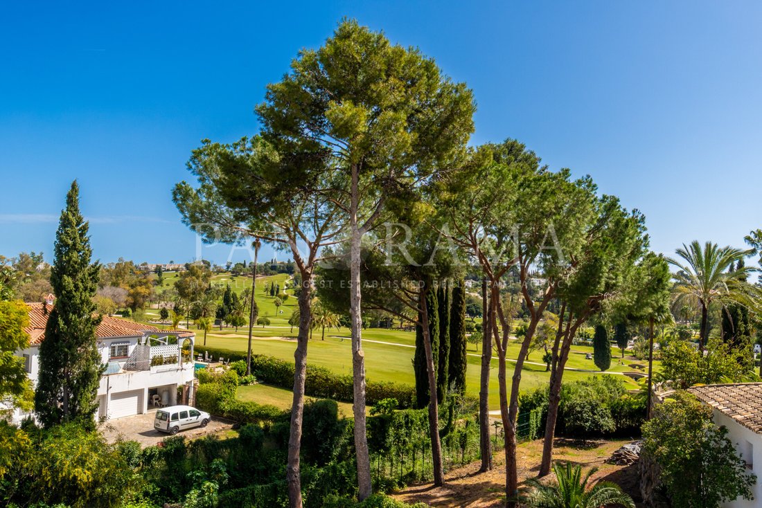 Villa in El Paraíso, Benahavis, Spain 5 - 17464901