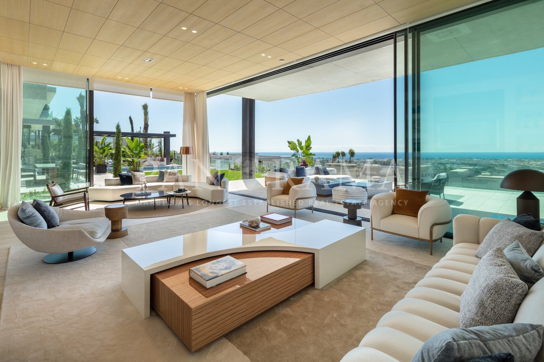 Villa in La Quinta, Benahavis, Andalusia 1 - 17423779