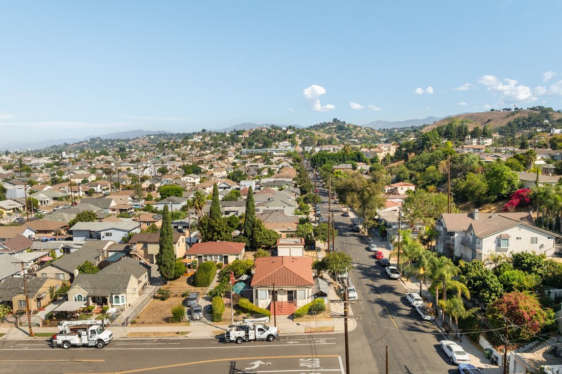 Condo in Los Angeles, California, United States 5 - 18024182
