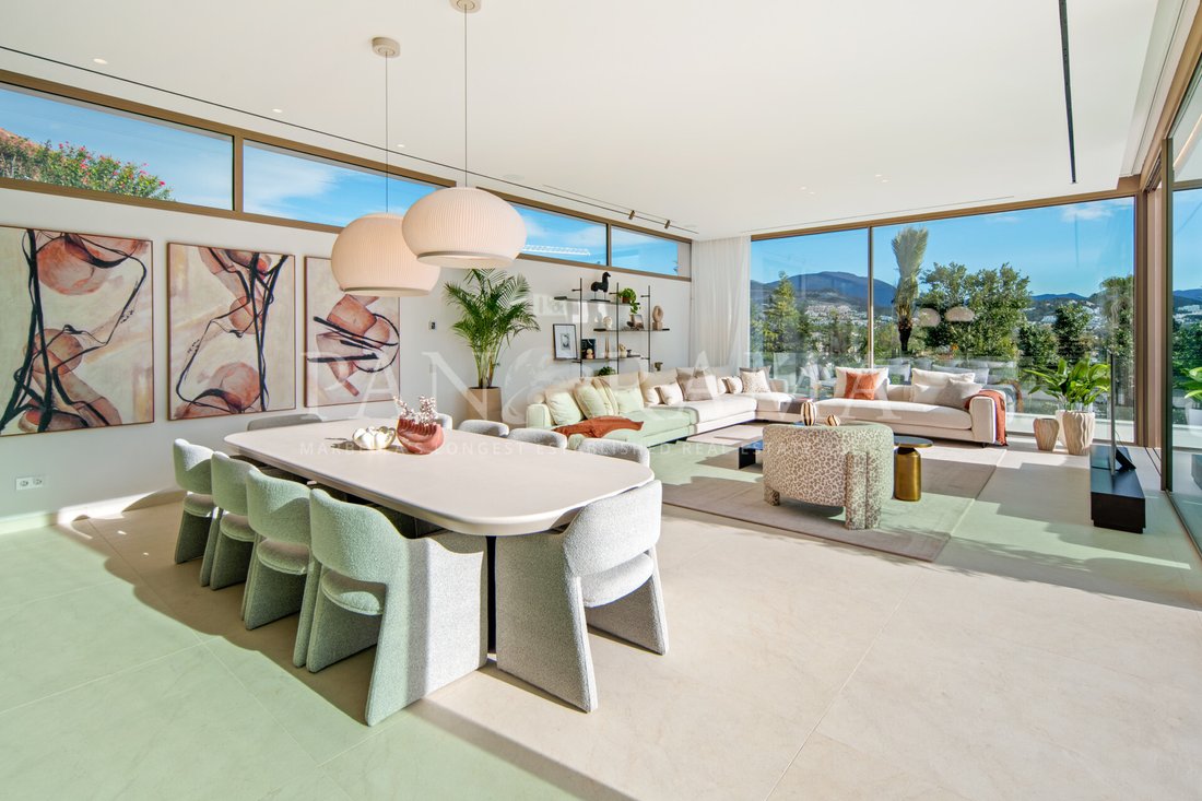Villa in Nueva Andalucia, Marbella, Spain 2 - 18017378