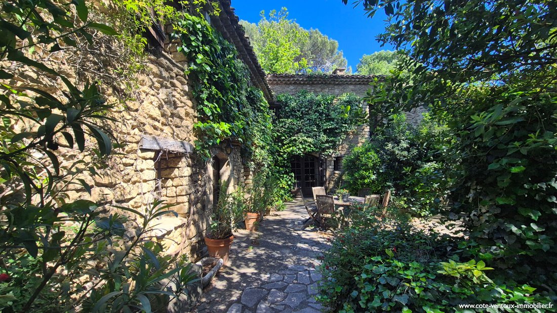 Villa in Zone Rurale Sud, Carpentras, France 2 - 18024167