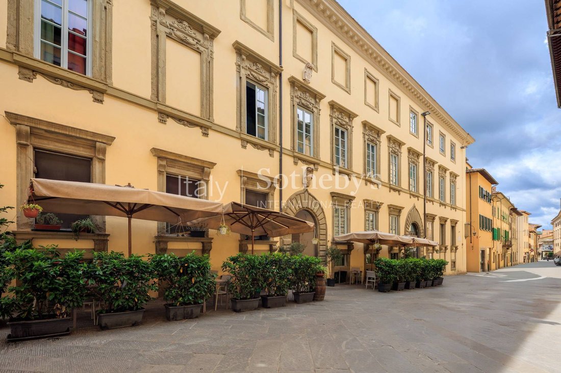 House in Center, Arezzo, Tuscany 2 - 18024570