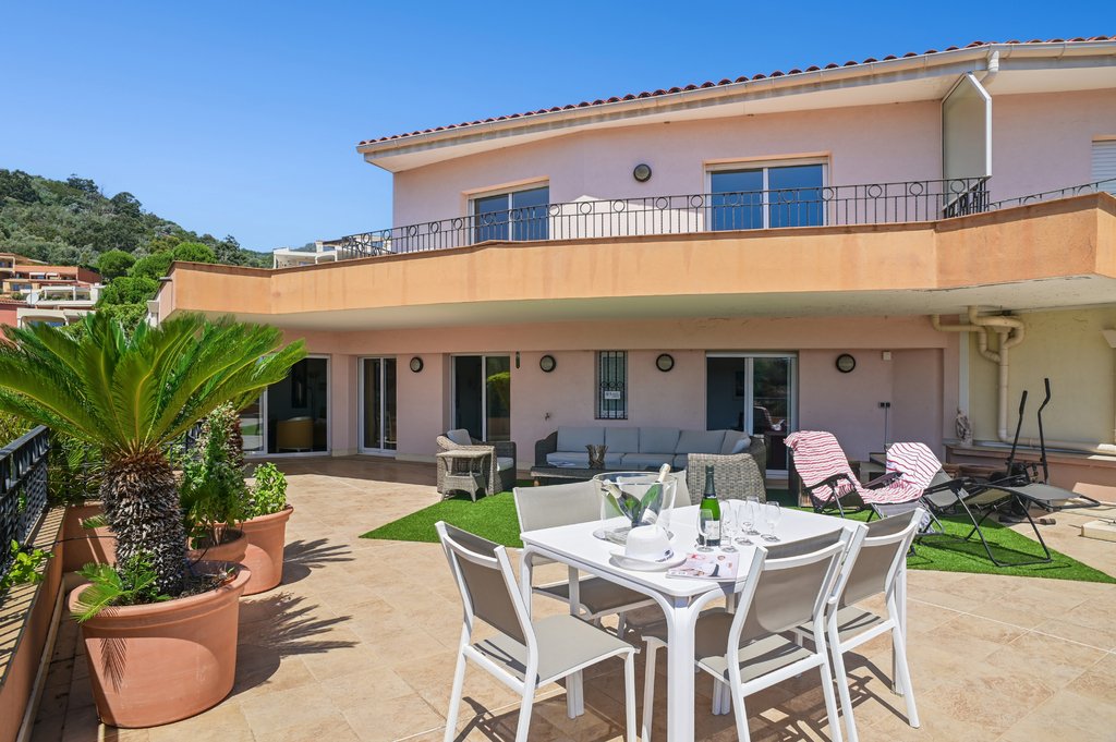 Apartment in Le Roc Fleuri-Capitou (Jeanne d'Arc), Mandelieu-la-Napoule, France 4 - 16009380