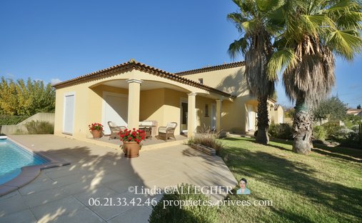 Villa en Roujan, Occitania, Francia 1