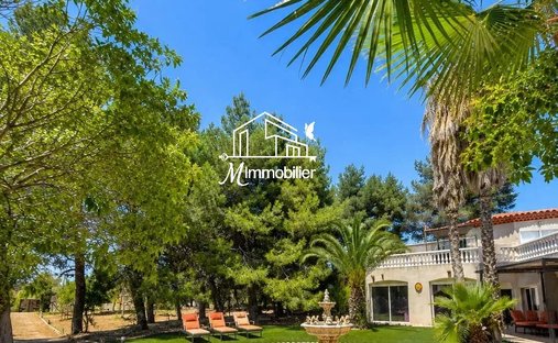Tenuta a Cassayet, Narbona, Francia 1