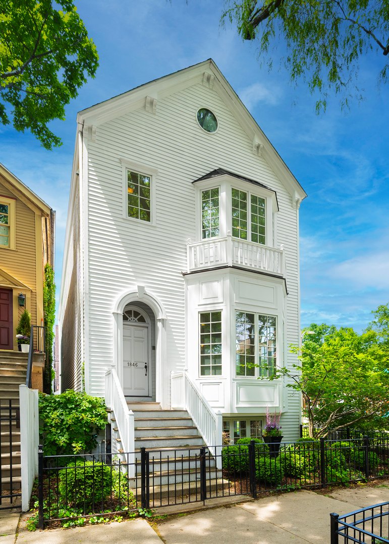 House in Chicago, Illinois, United States 1 - 18024090