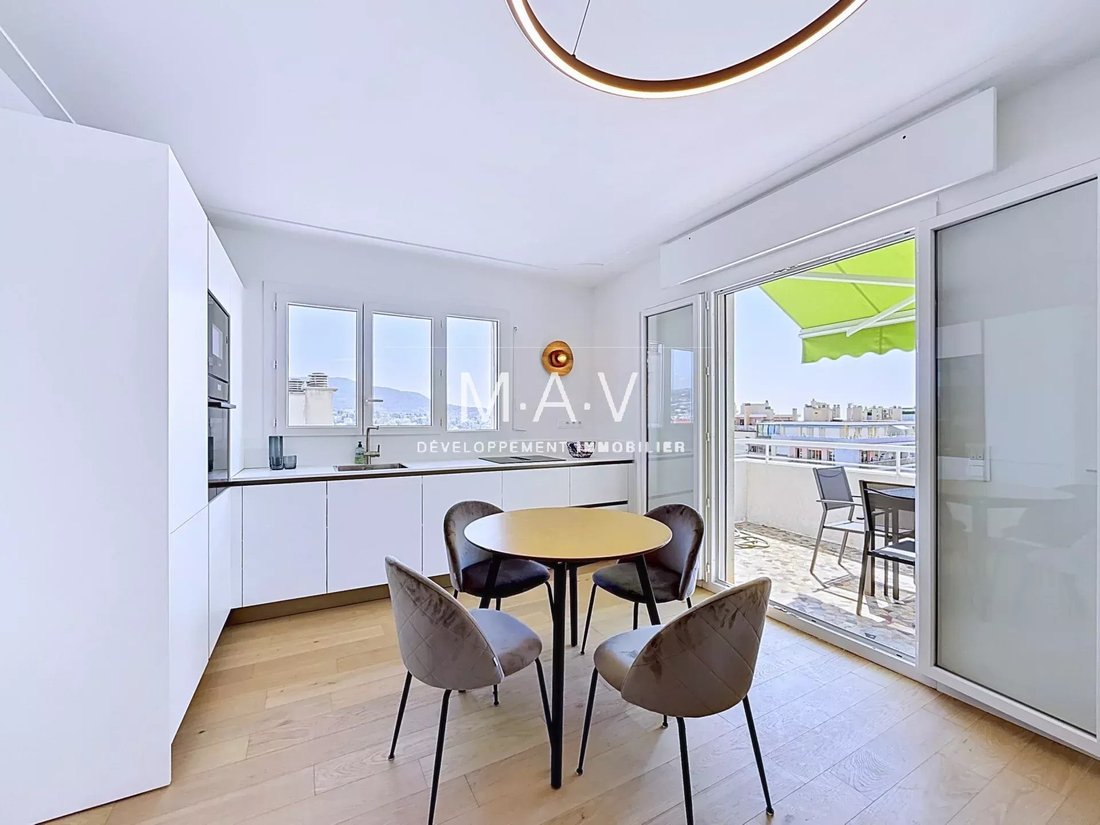 Wohnung in Nizza, Provence-Alpes-Côte d'Azur, Frankreich 5 - 18020628