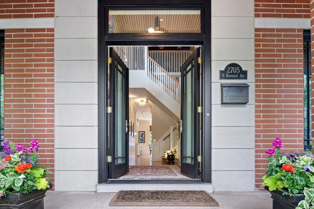 House in Chicago, Illinois, United States 5 - 18024042
