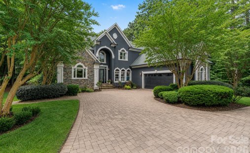 House in Lake Norman of Catawba, North Carolina, United States 1