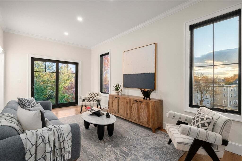 Condo in Boston, Massachusetts, United States 3 - 17397321