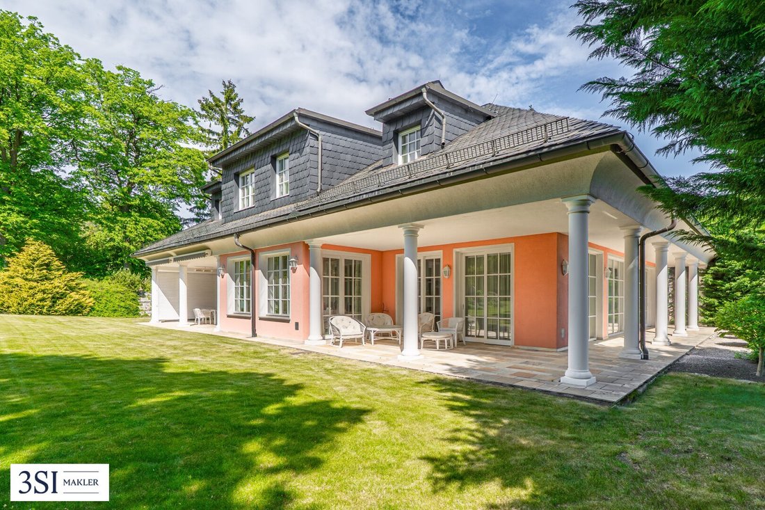 Villa in Gießhübl, Lower Austria, Austria 1 - 16434176