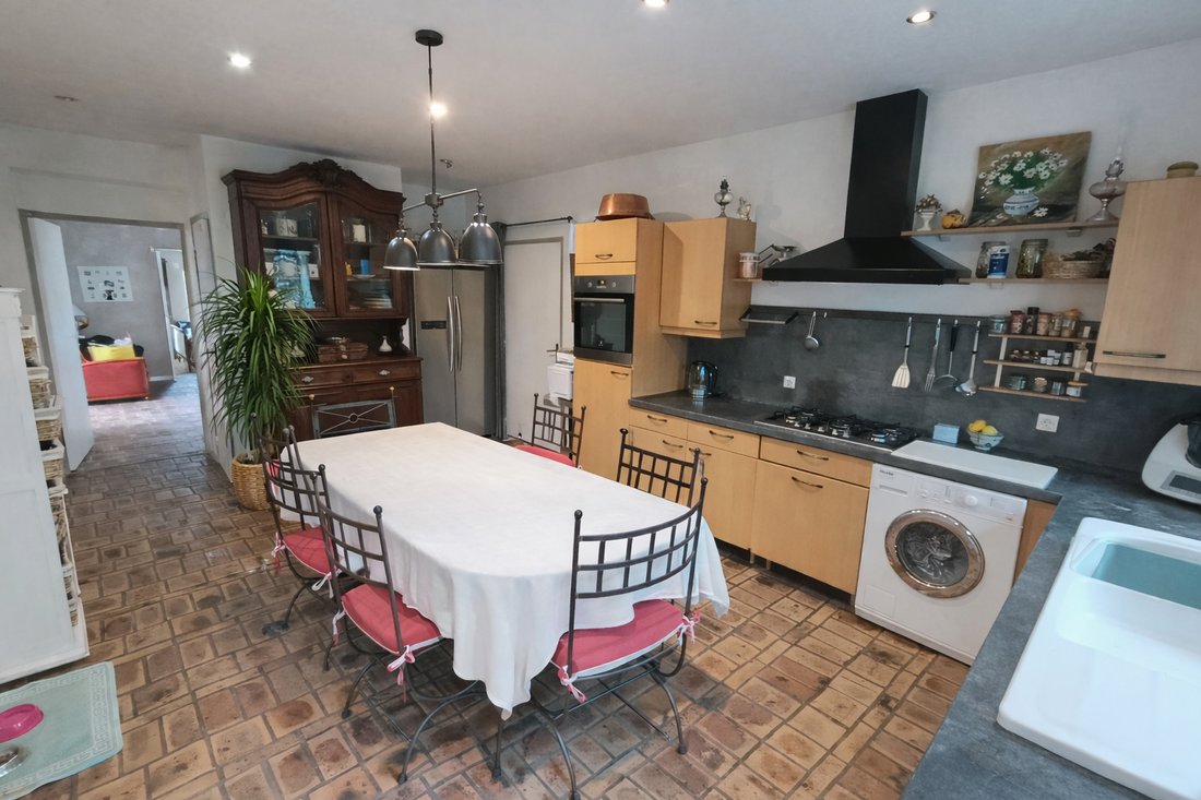 Villa in Chateau Gaillard, Dammarie-les-Lys, France 5 - 18024238