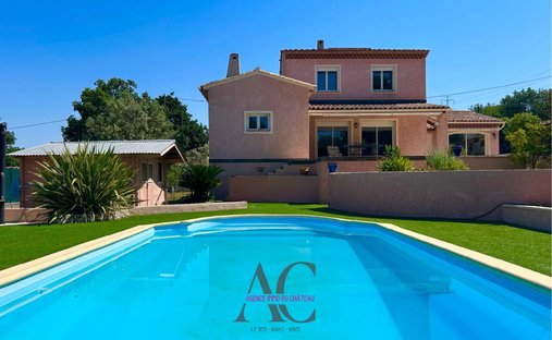 Villa in Rocbaron, Provence-Alpes-Côte d'Azur, France 1