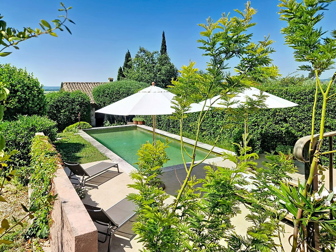 Villa in Pujaut, Occitania, France 1 - 17986562